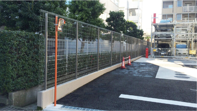 隣地境界フェンス（参考写真）