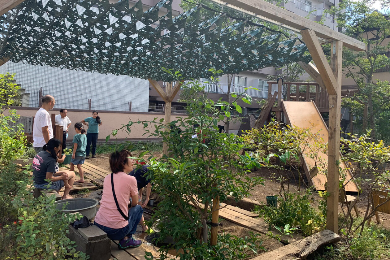 天神町ぼうけんひろば｜徒歩6分（約410m）