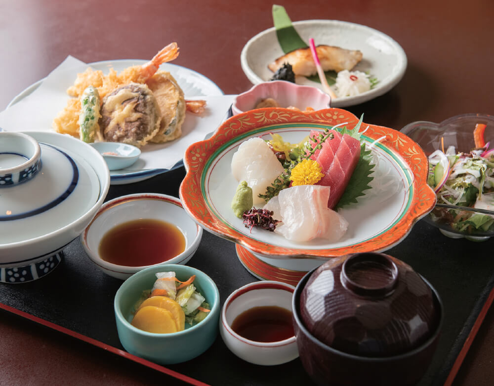 割烹 伊奈喜 〈割烹料理〉