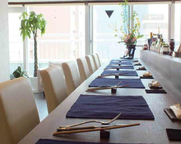 gauche（ゴーシュ） 〈ビストロ〉