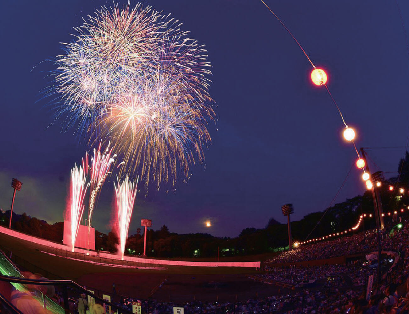 「花火大会」ⒸHachioji City (licensed underCC BY 4.0)
