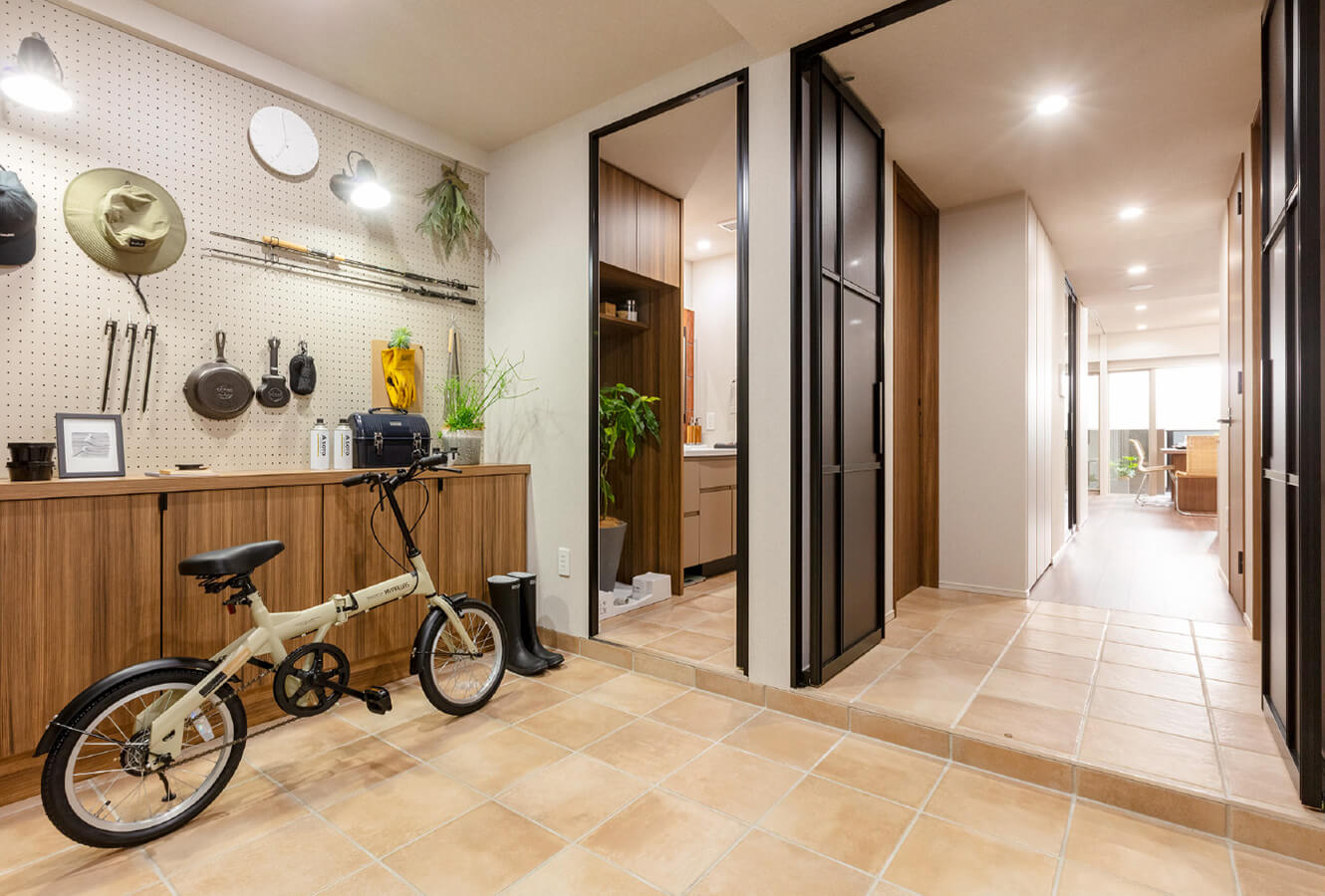 広い空間を土間スタイルで