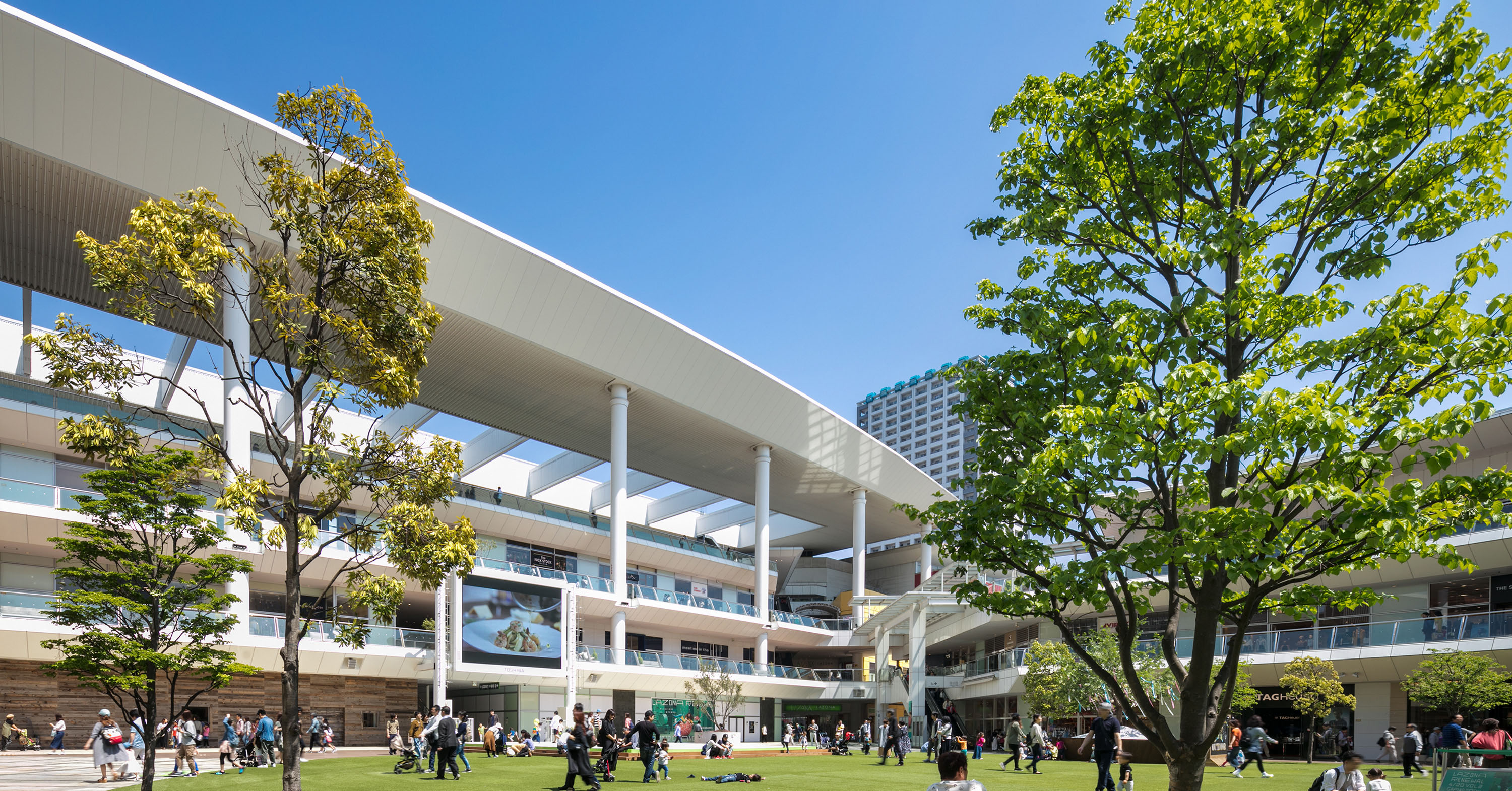 ラゾーナ川崎プラザへ徒歩5分
