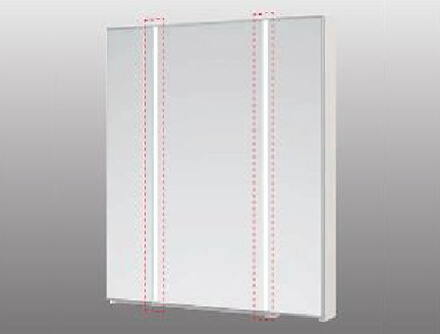 縦型LEDライトの採用で家族の顔を美しく照らすフェイスクリアミラー