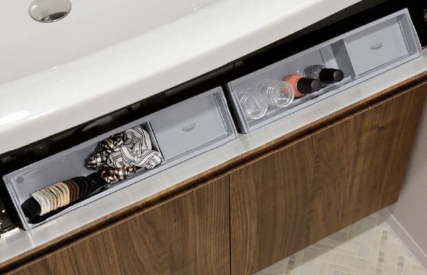 洗面ボウル手前のフロントポケット