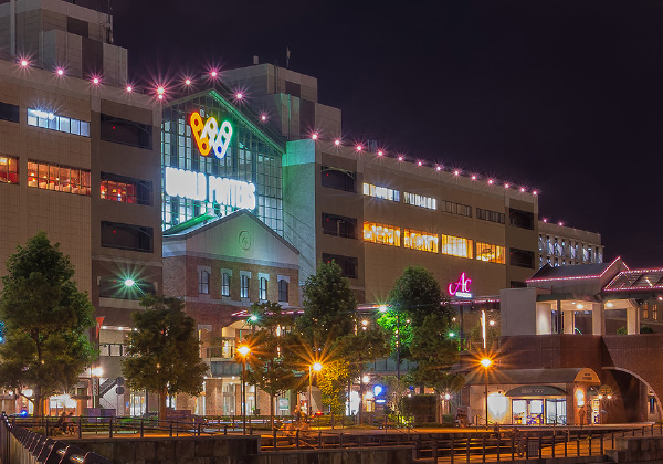 横浜ワールドポーターズ