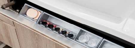 洗面ボウル手前のフロントポケット