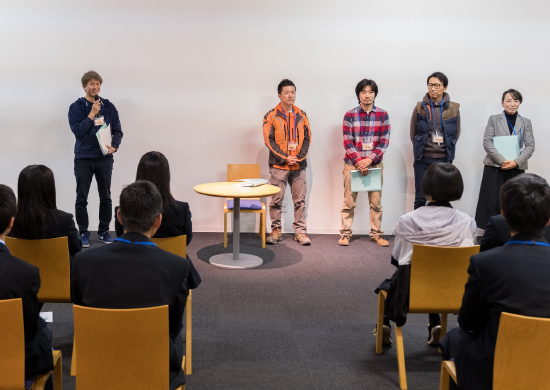 講師紹介（左から、横田先生、清水先生、原先生、小助川先生、松村先生）